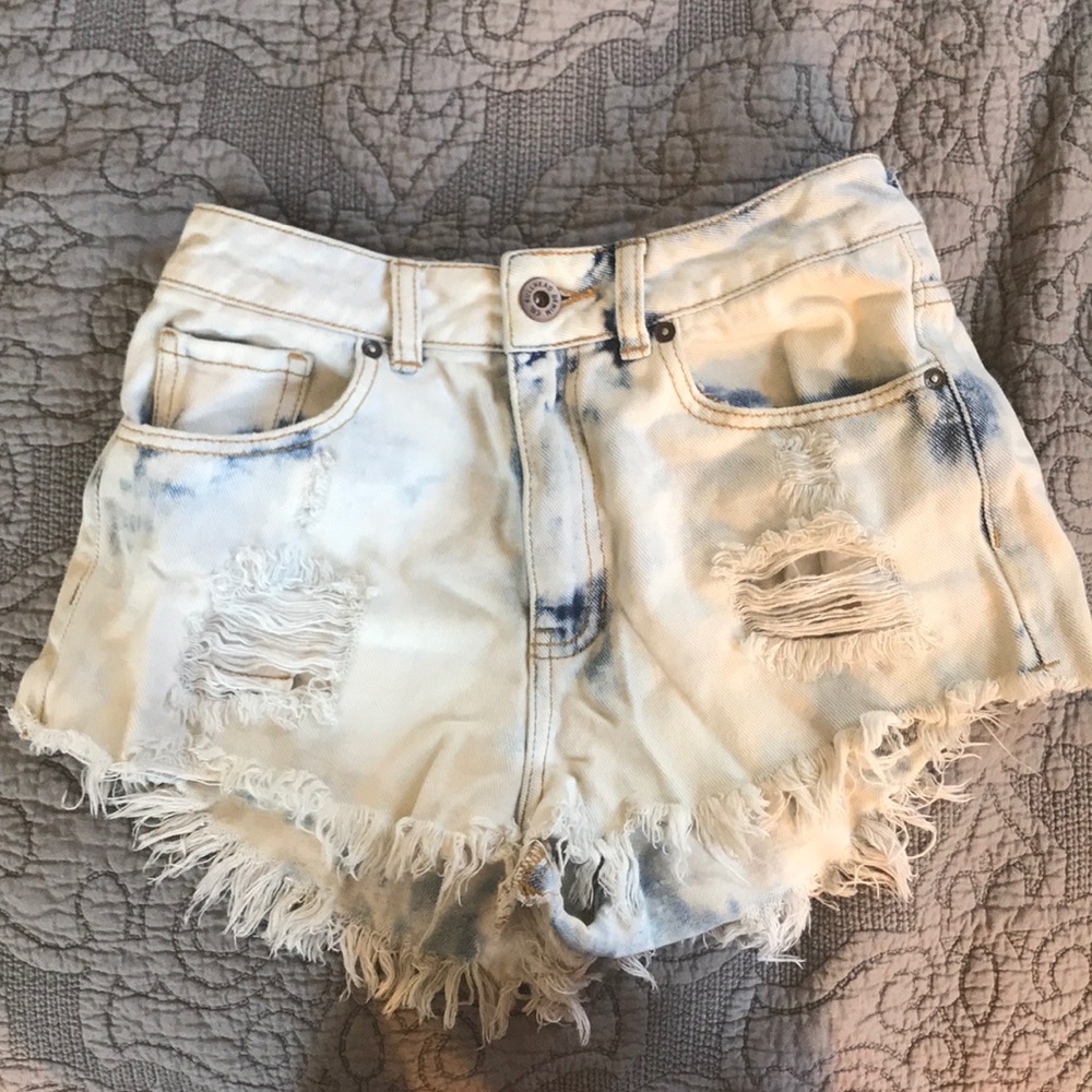 light blue denim mom shorts